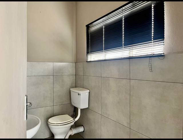 M² OFFICE RENTED IN DALVIEW